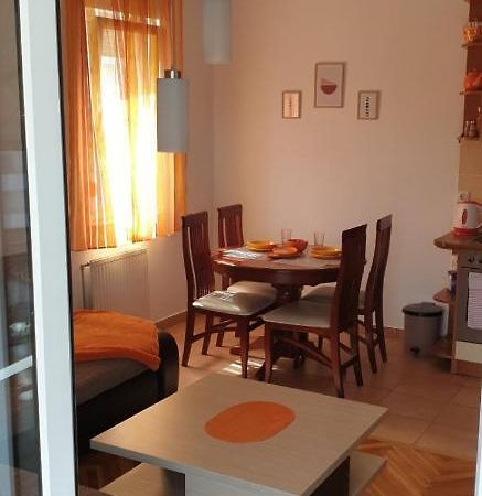Apartman Anja Novi Sad Eksteriør billede