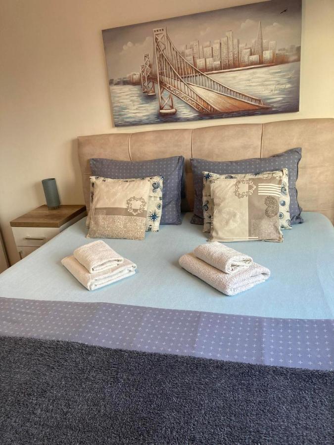 Apartman Anja Novi Sad Eksteriør billede