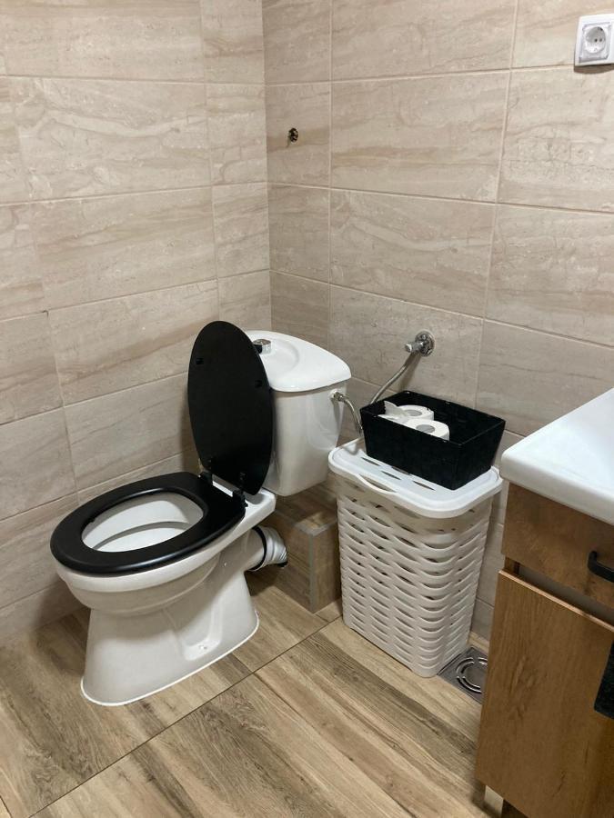 Apartman Anja Novi Sad Eksteriør billede